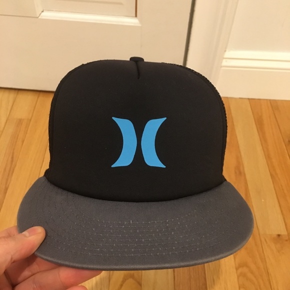 Hurley Other - Hurley Trucker Hat
